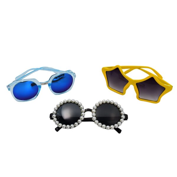 4951 1Pc Mix frame Sunglasses for men and women. Multi color and Different shape and design. (Moq - 3pc)